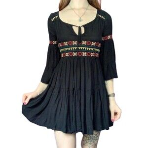 American Eagle Outfitters Dress Ebroidered Boho Fairycore Bell Sleeves Size XS